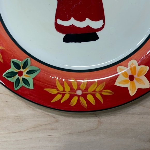 Santa Claus Design 9 inch Plate by Holiday Time - Dishwasher & Microwave Safe - Picture 2 of 8